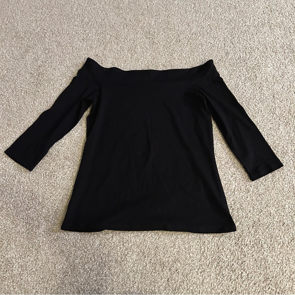 🌟 Black Off The Shoulder Top 🌟
